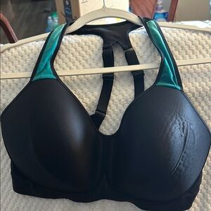 High-Support Black and Green Bra with Keyhole Detail